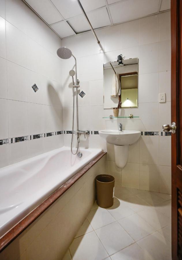 The Noble Swan Hotel New World Ho Chi Minh-staden Exteriör bild
