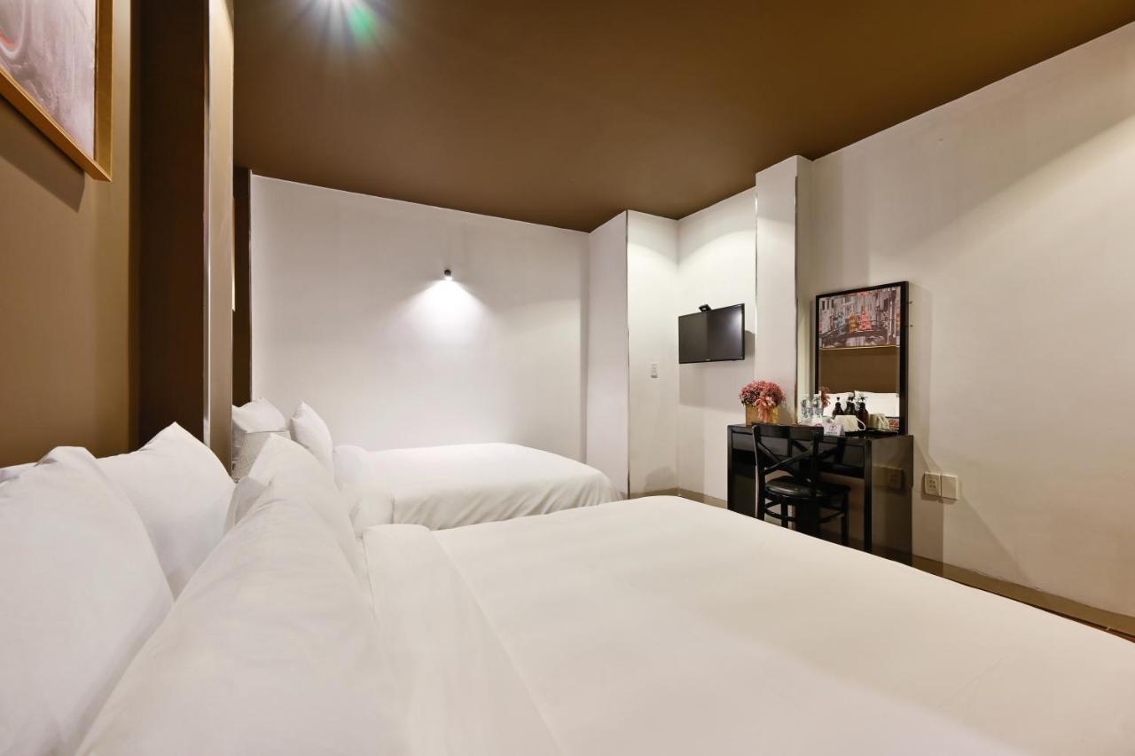 The Noble Swan Hotel New World Ho Chi Minh-staden Exteriör bild